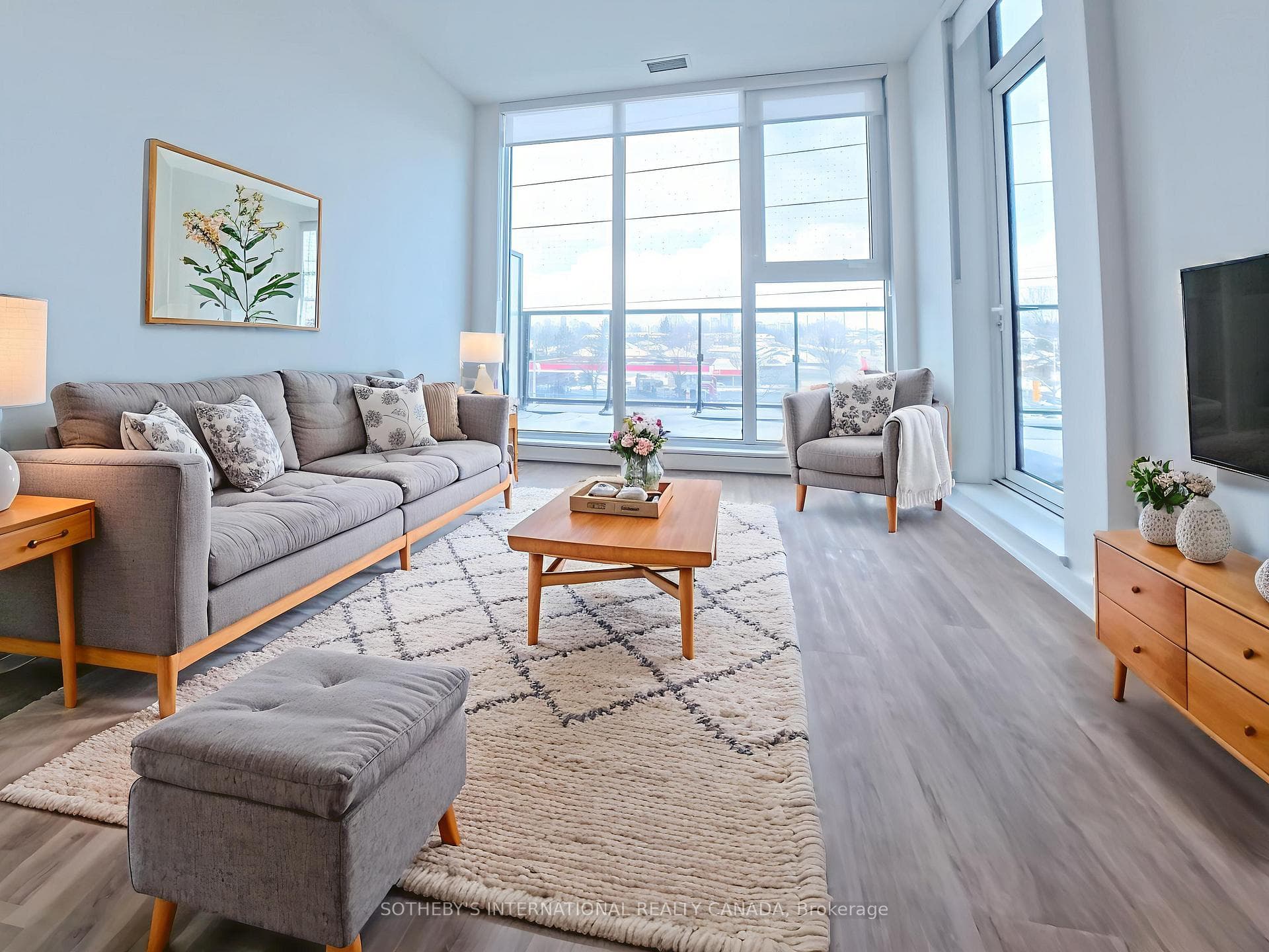 1007 The Queensway N/A Unit 217 photo 8