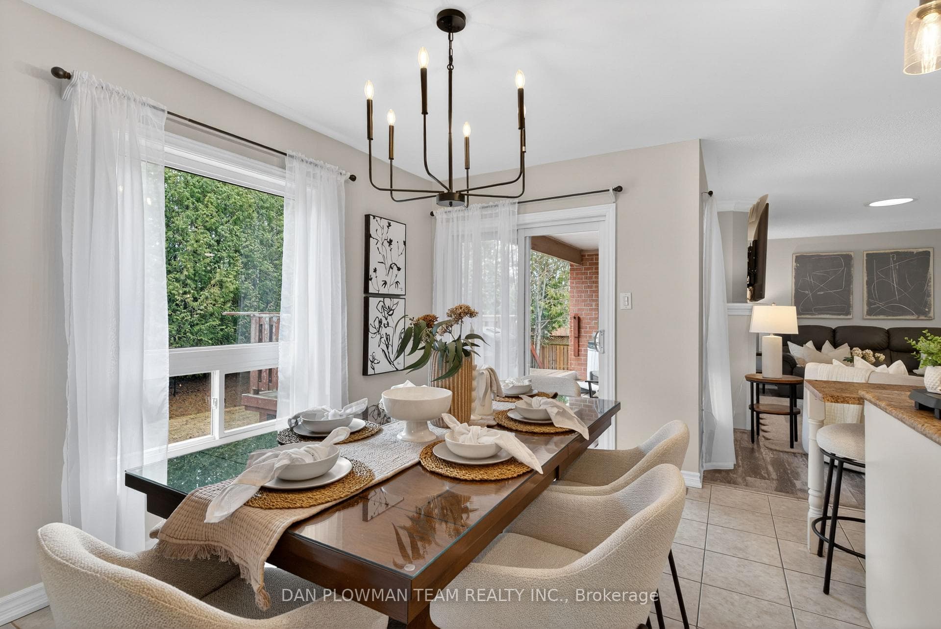 10 Springbank Road photo 16