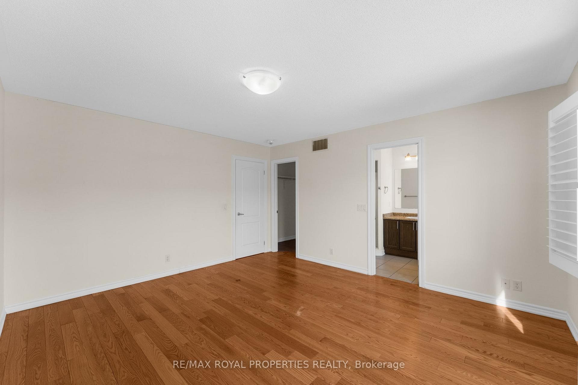 2489 Hill Rise Court photo 21