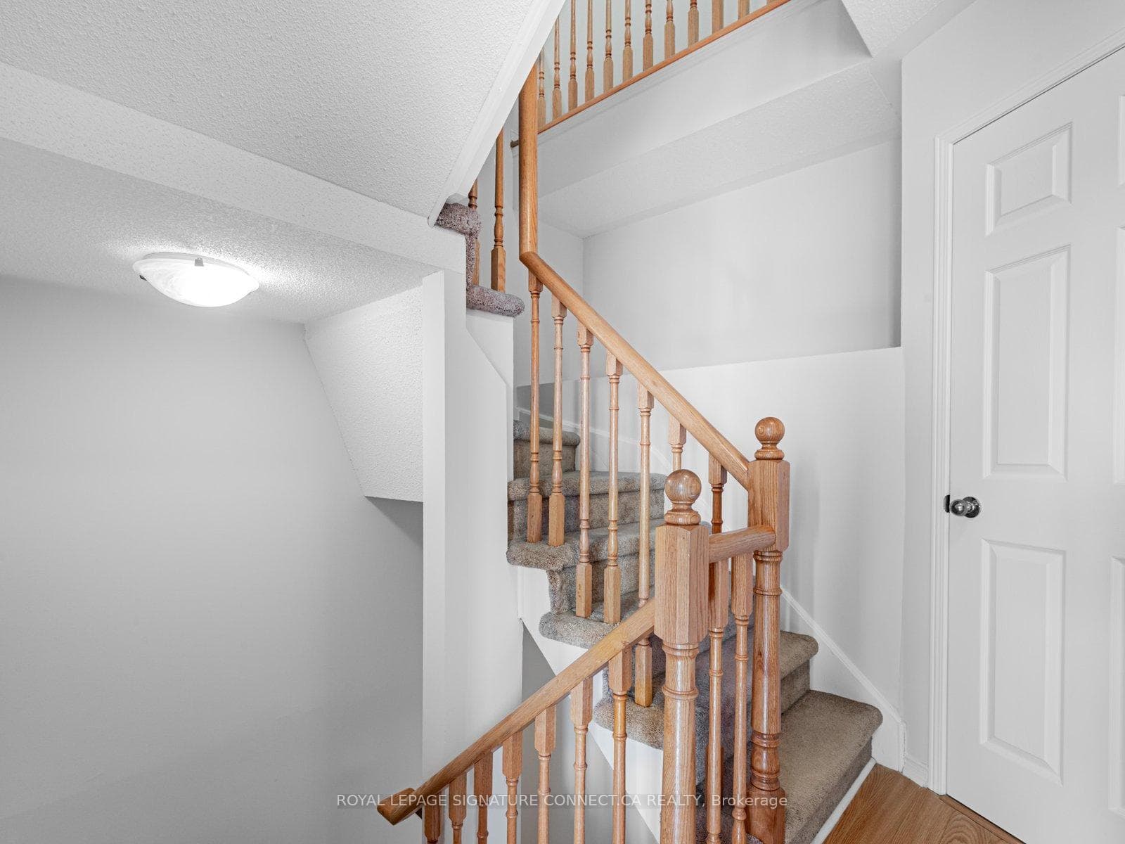 110 Cornell Park Avenue Unit C208 photo 12