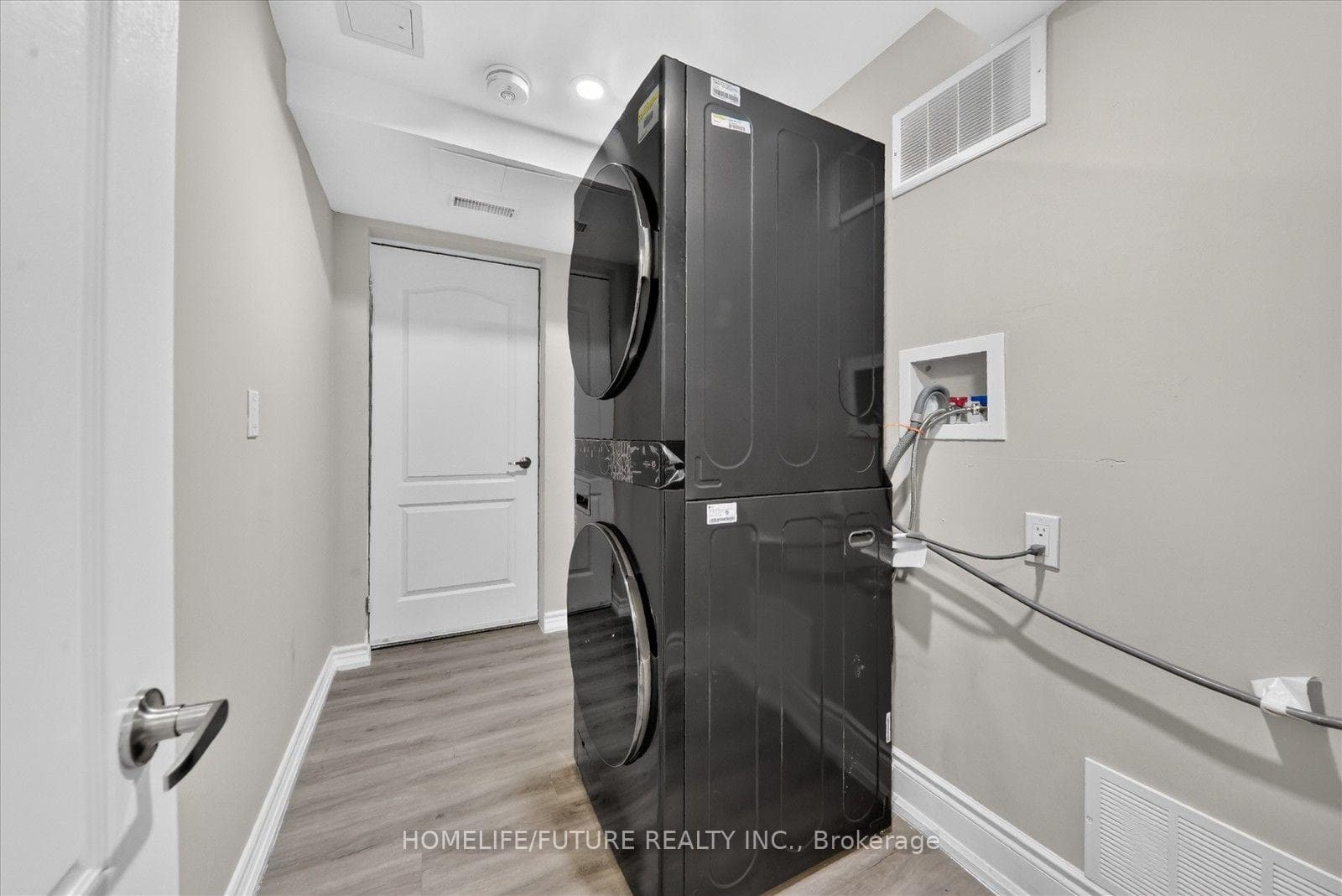22 Arctic Willow Road photo 38