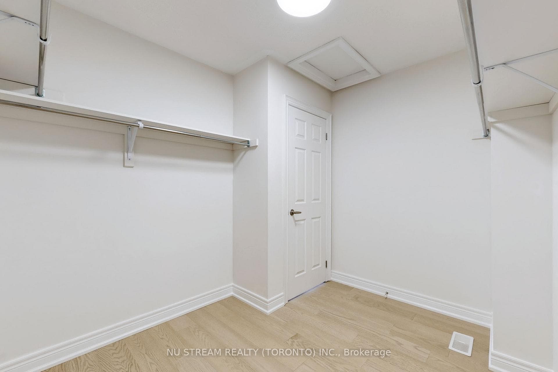 11 Gillivary Drive photo 13