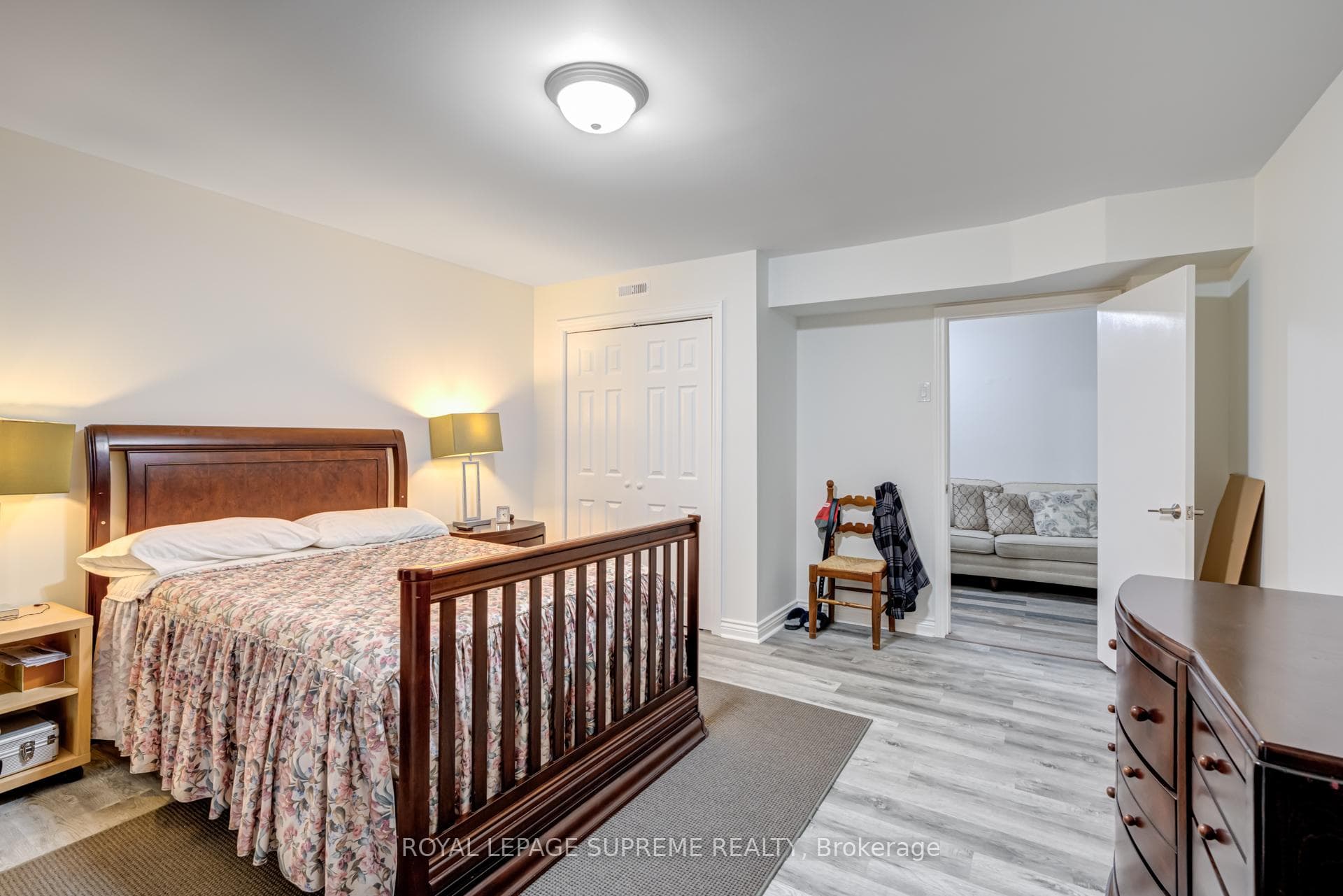 54 Ellerby Square photo 34