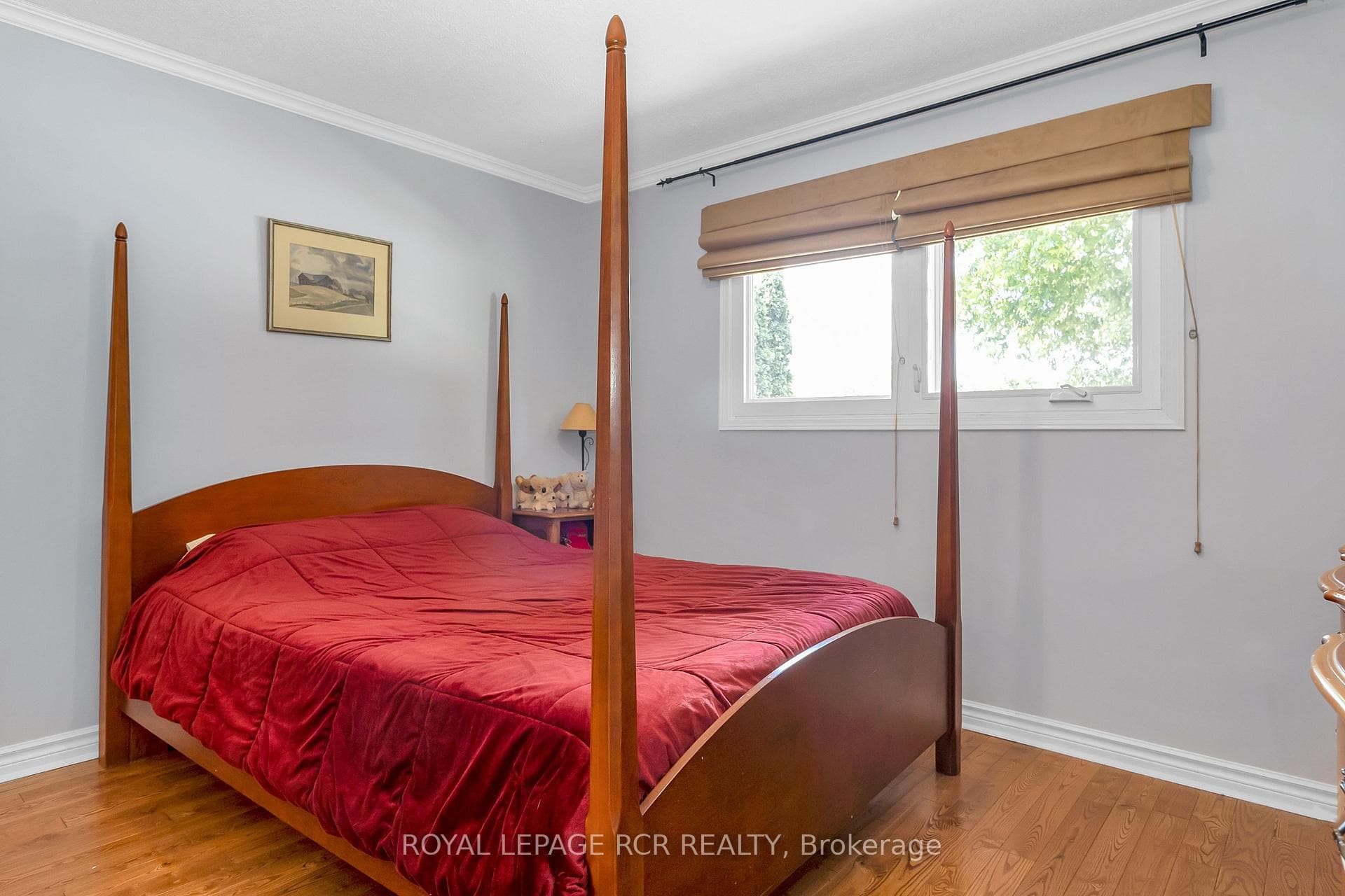 726 Leslie Valley Drive photo 24