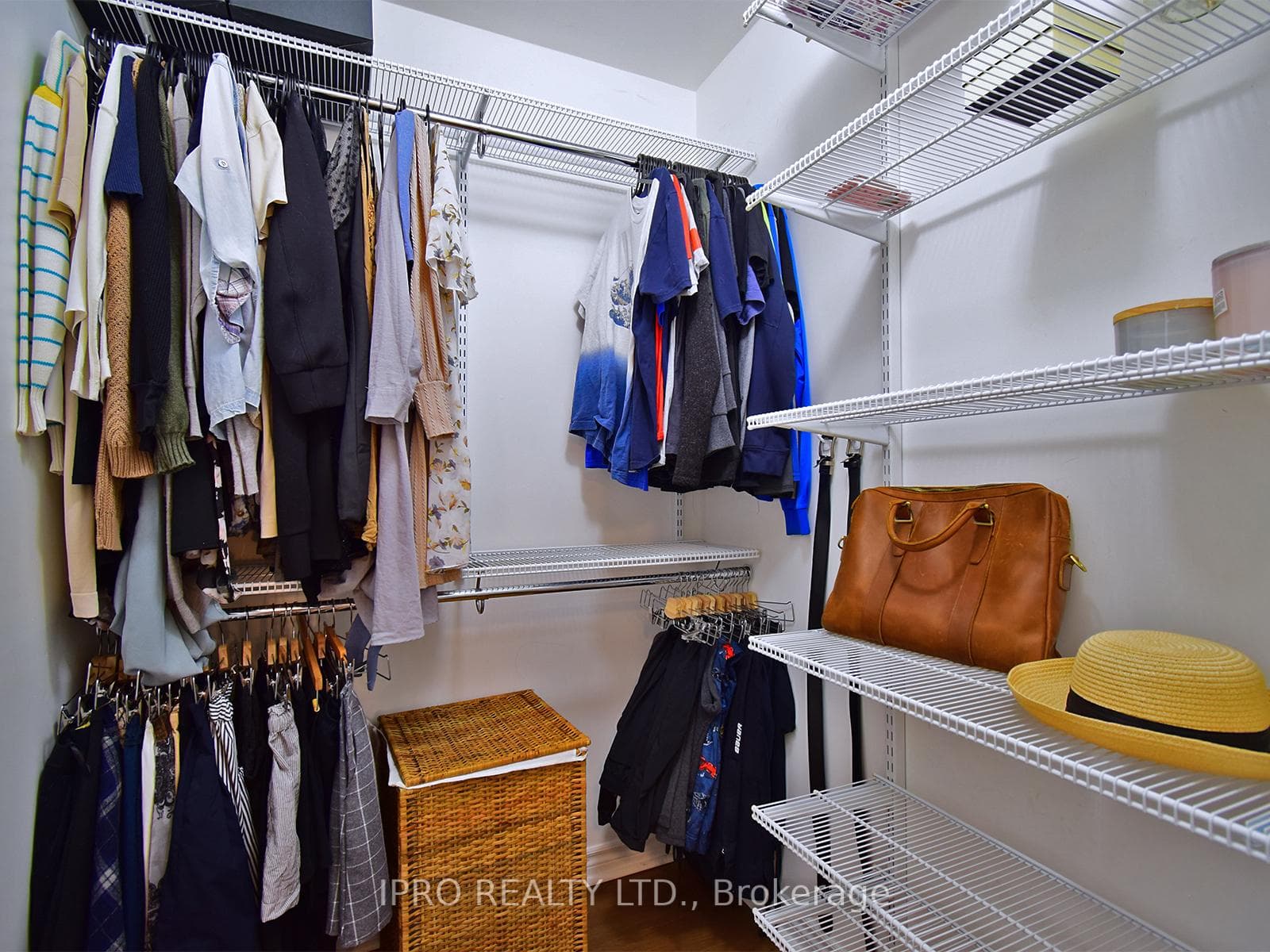 18 Kenaston Gardens Unit 103 photo 11