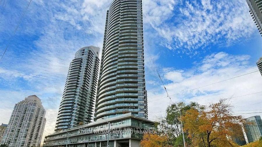 2230 Lake Shore Boulevard Unit 806 photo 1