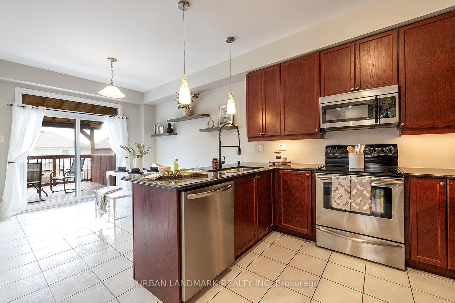 1658 Quail Run Drive photo 14