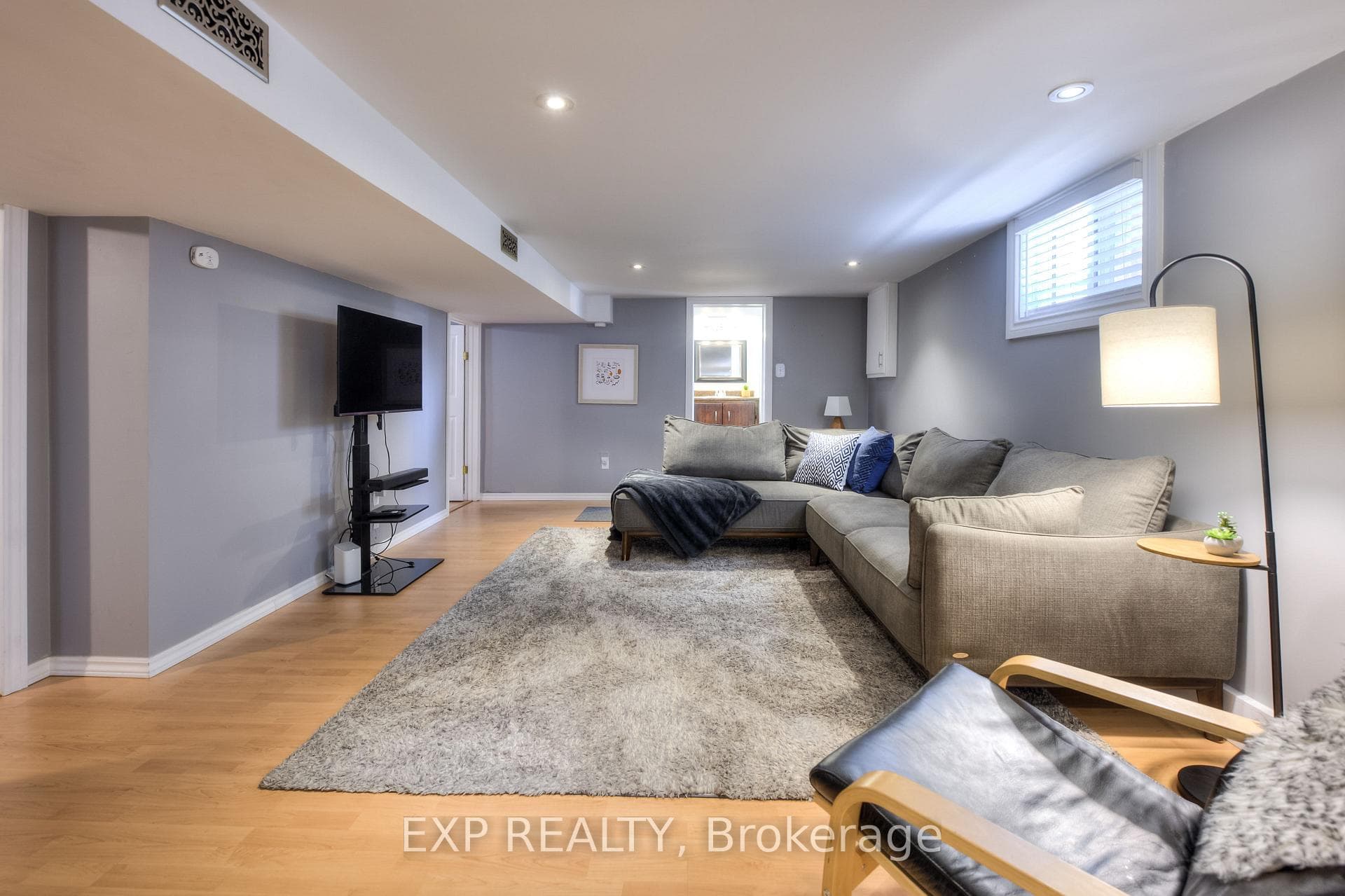 125 Elmwood Avenue photo 20