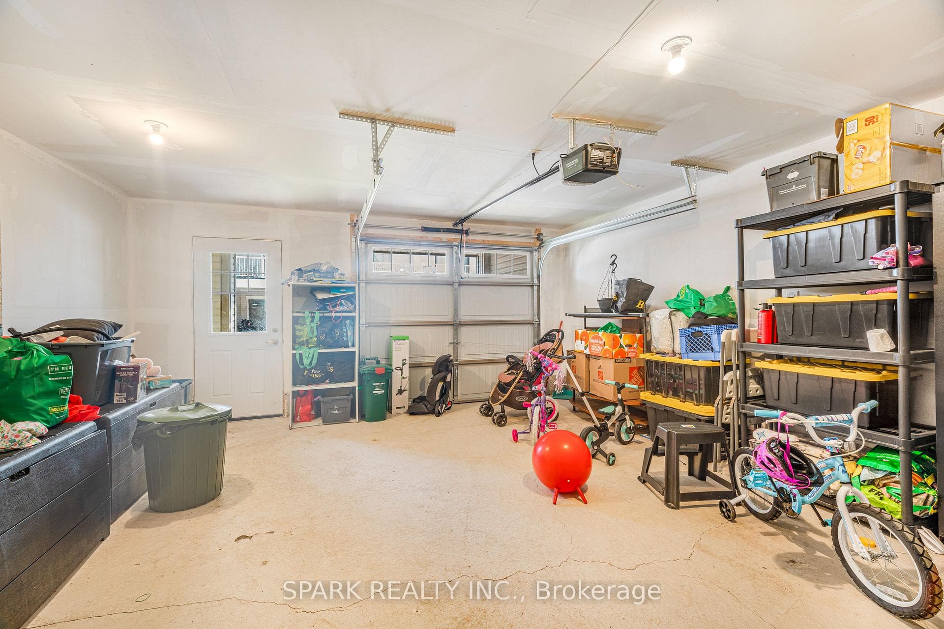226 Melody Lane photo 23