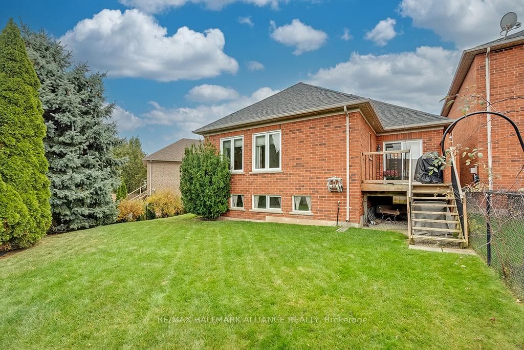 2303 Kingfisher Court photo 32