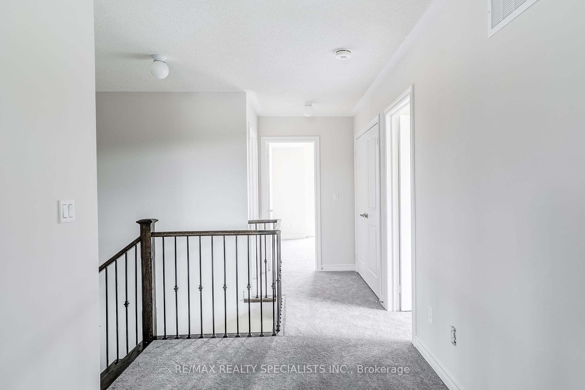 30 SAM BATTAGLIA Crescent photo 27