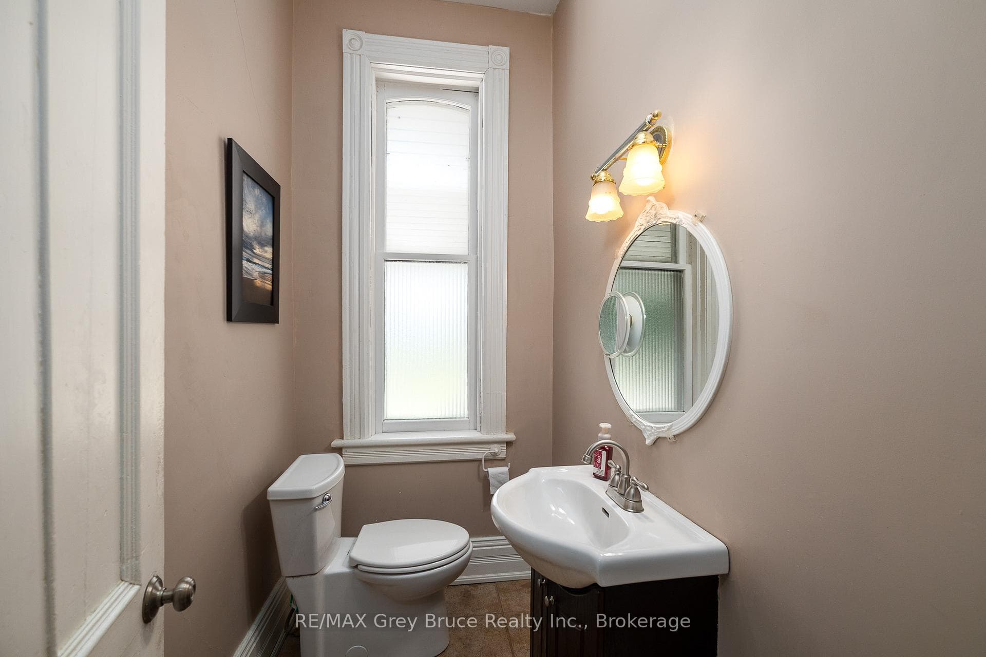 580 23rd Street photo 29