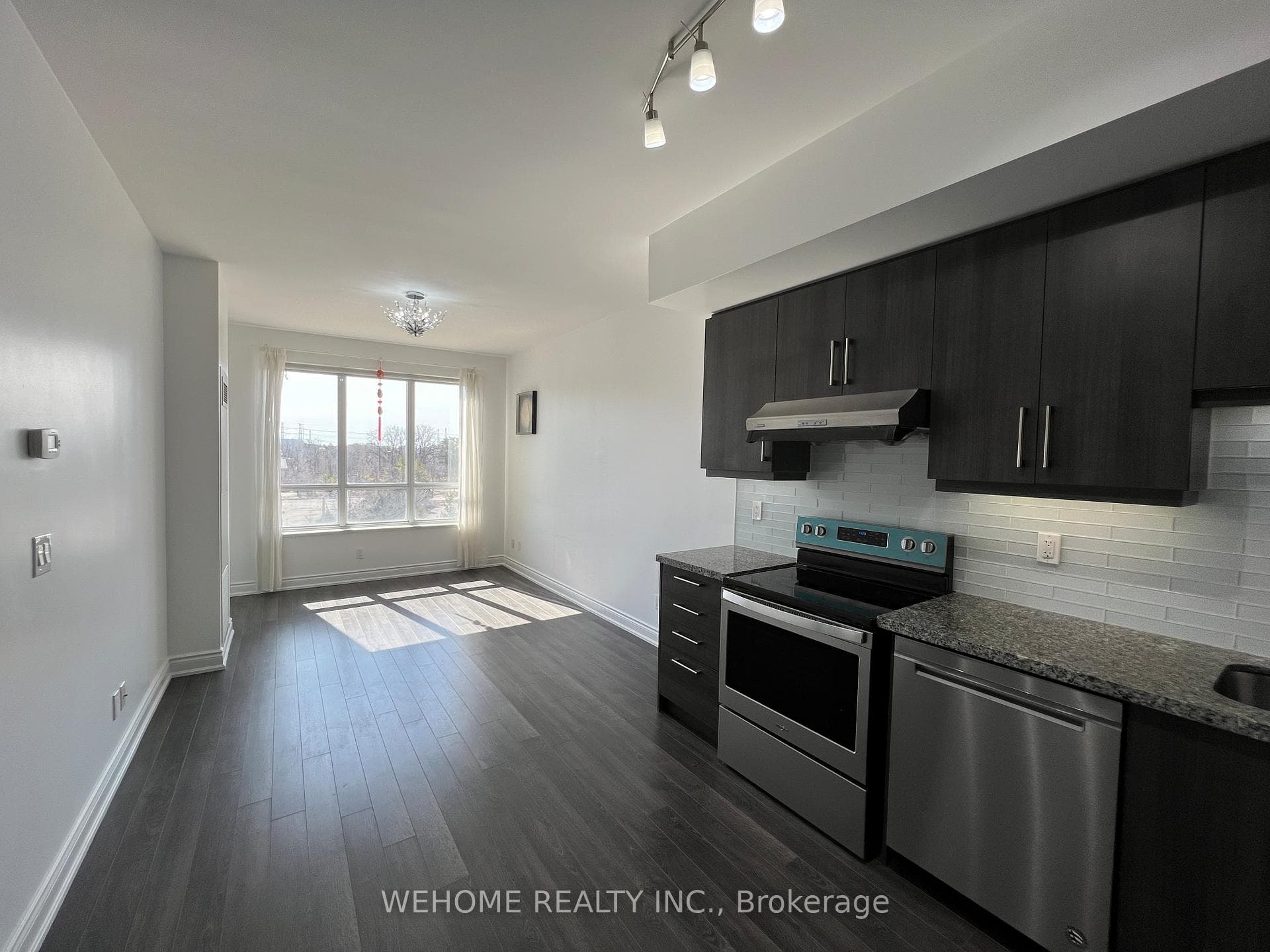 38 Cedarland Drive Unit 308 photo 2
