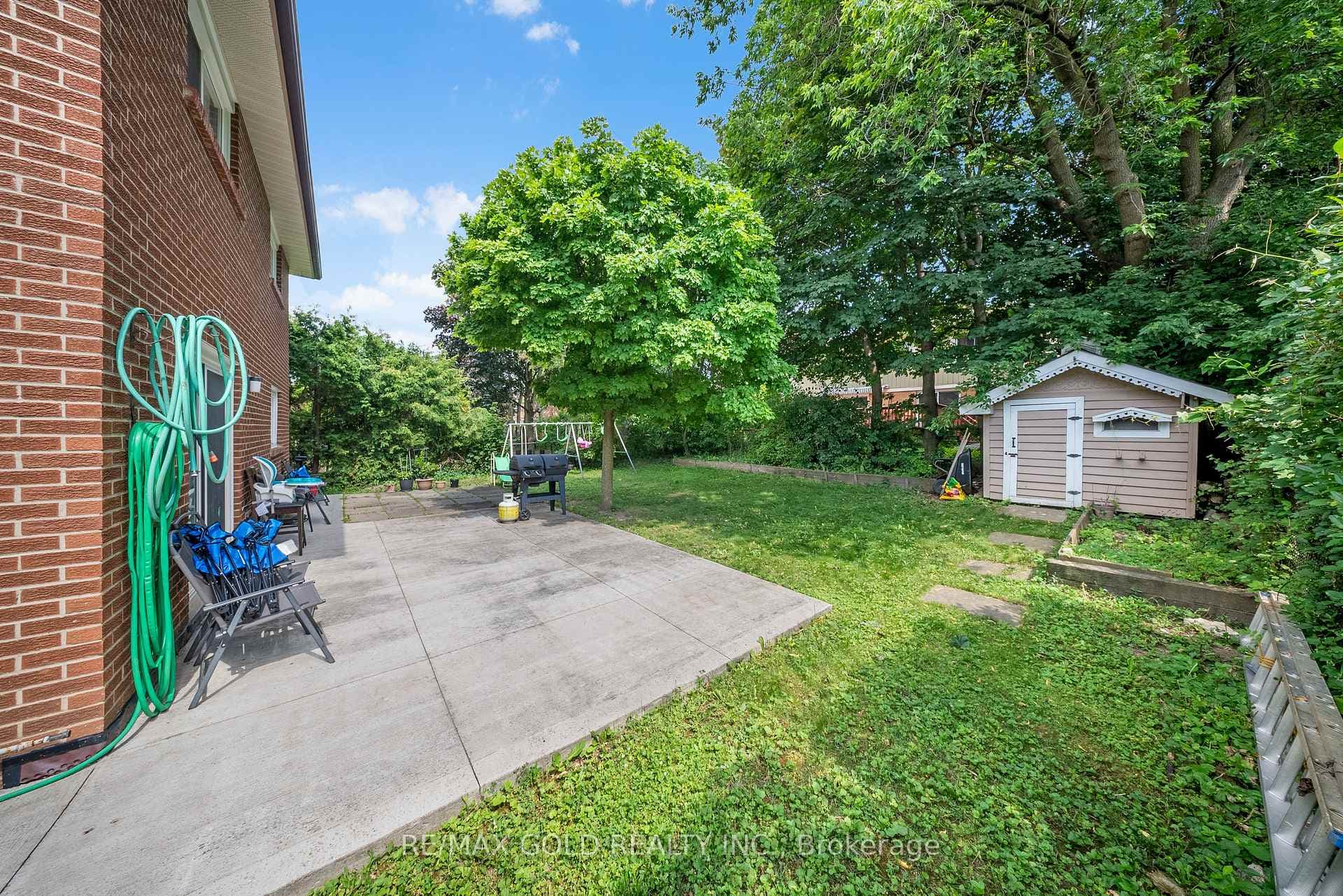 48 Maidstone Crescent photo 49