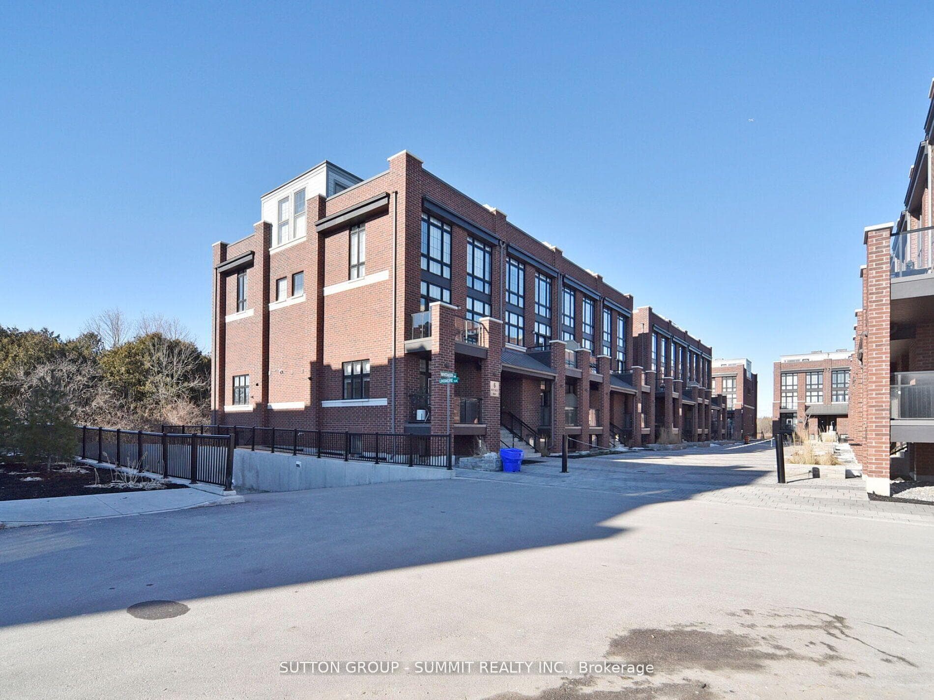 6 Whitaker Way Unit 258 photo 36
