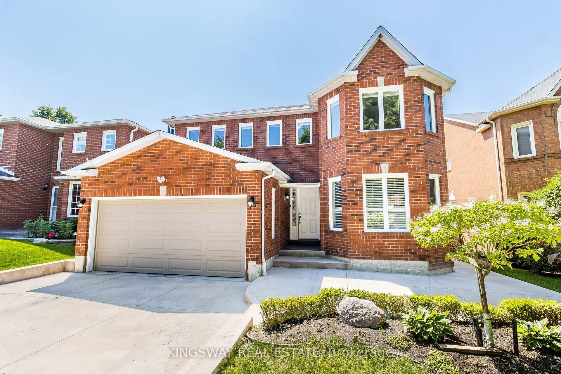 7 Carmichael Drive photo 2