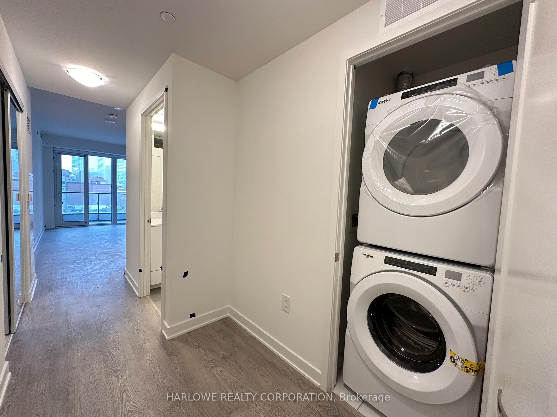 135 Lower Sherbourne Street Unit 867 W photo 4