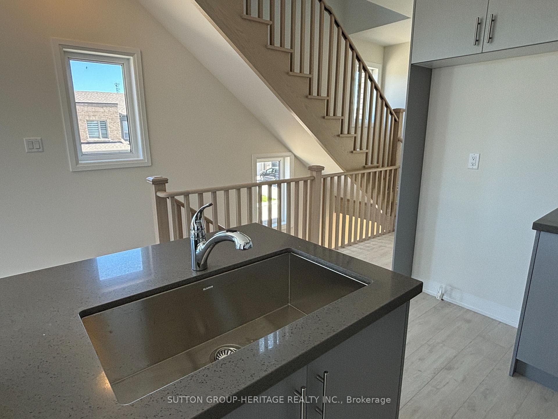 14 Cherry Hill Lane photo 11