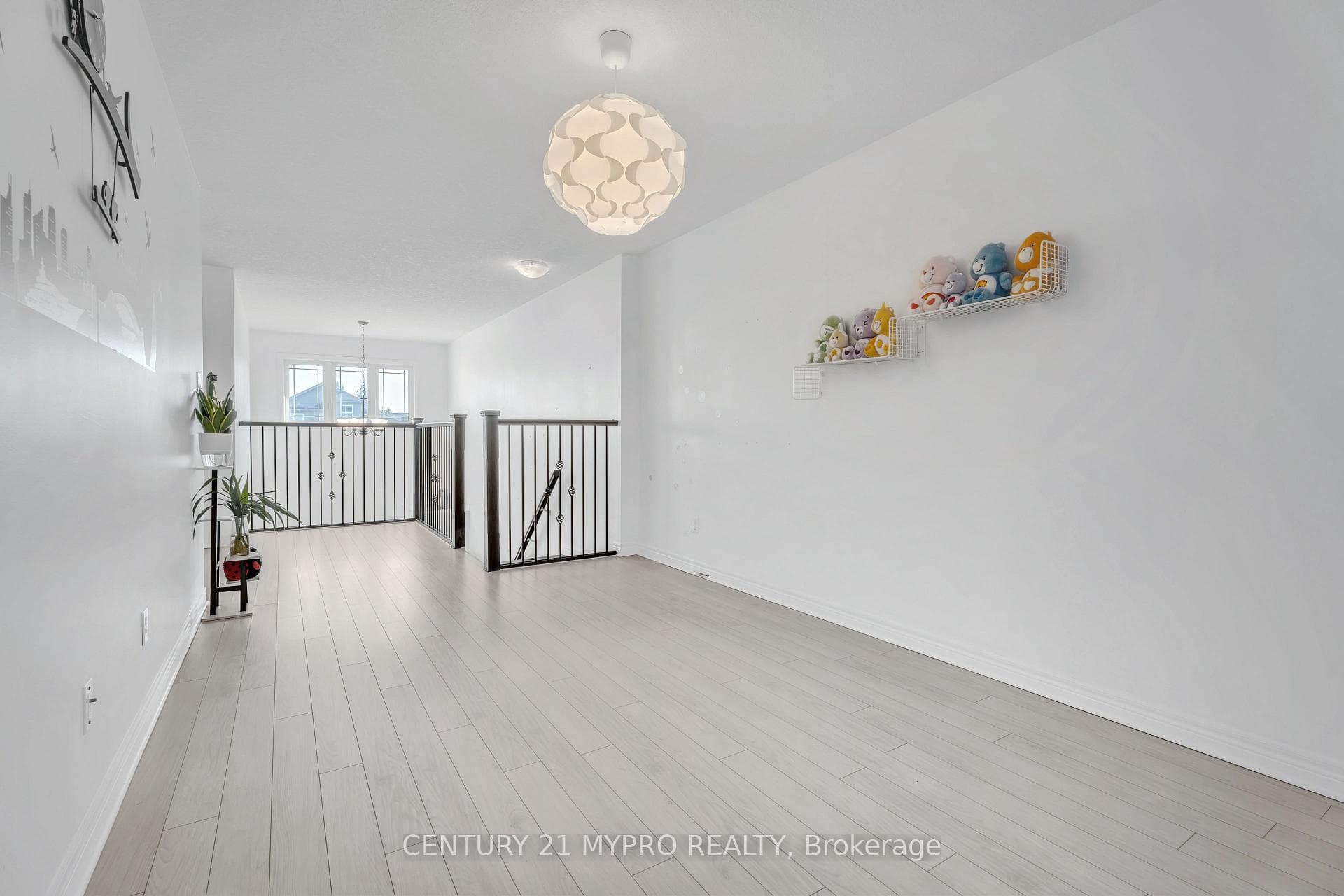 1036 Oakcrossing Road photo 16