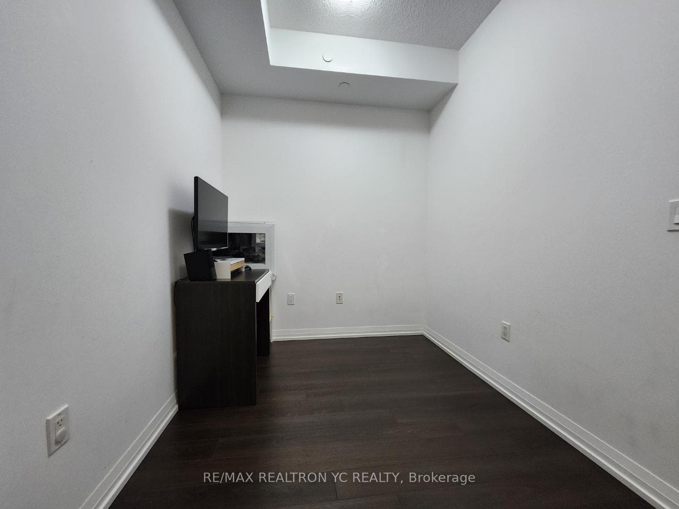 55 Ann O'reilly Road Unit 1005 photo 10
