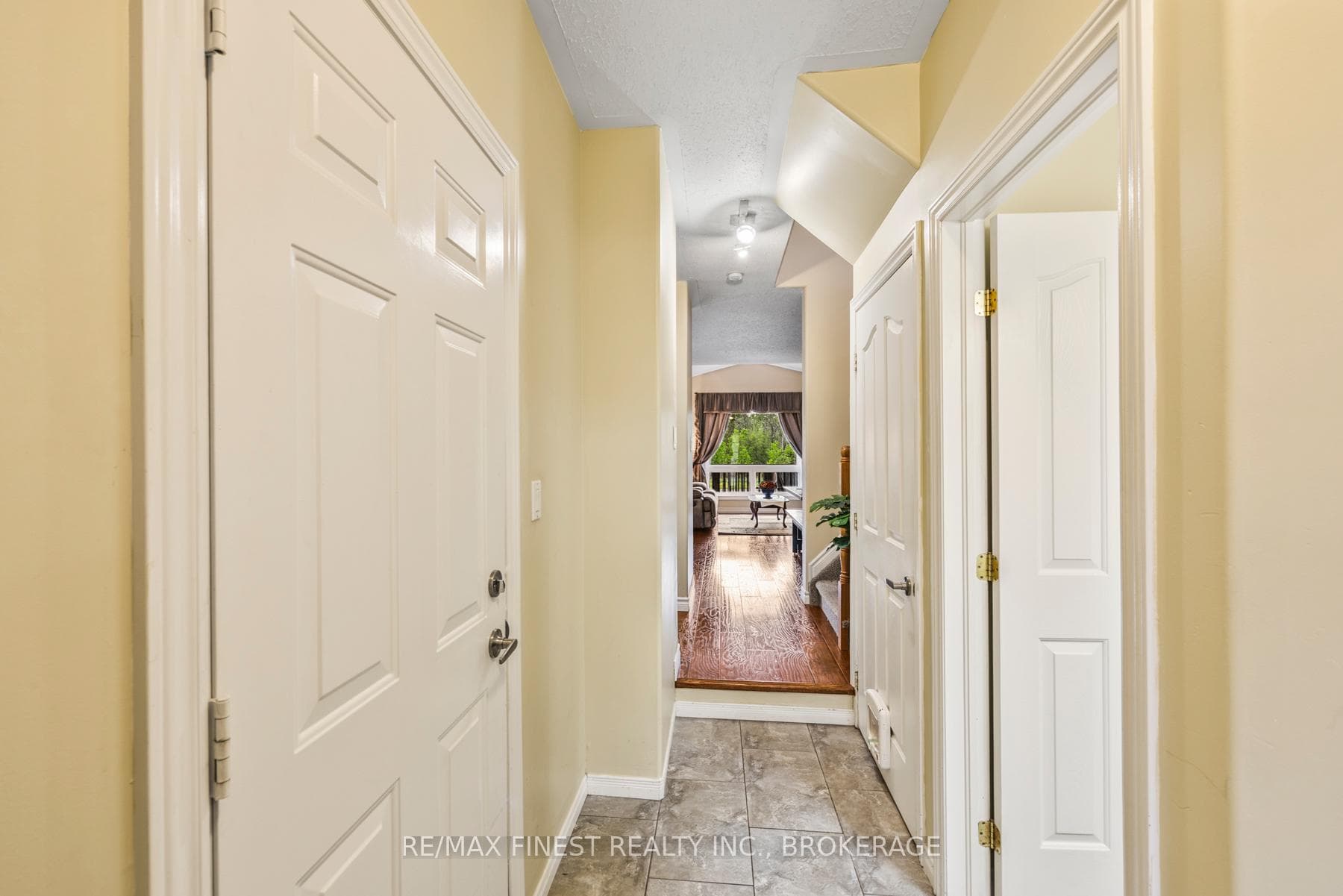 1281 JUNIPER Drive photo 4