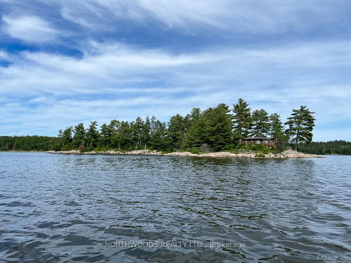 Island G2261 photo 9