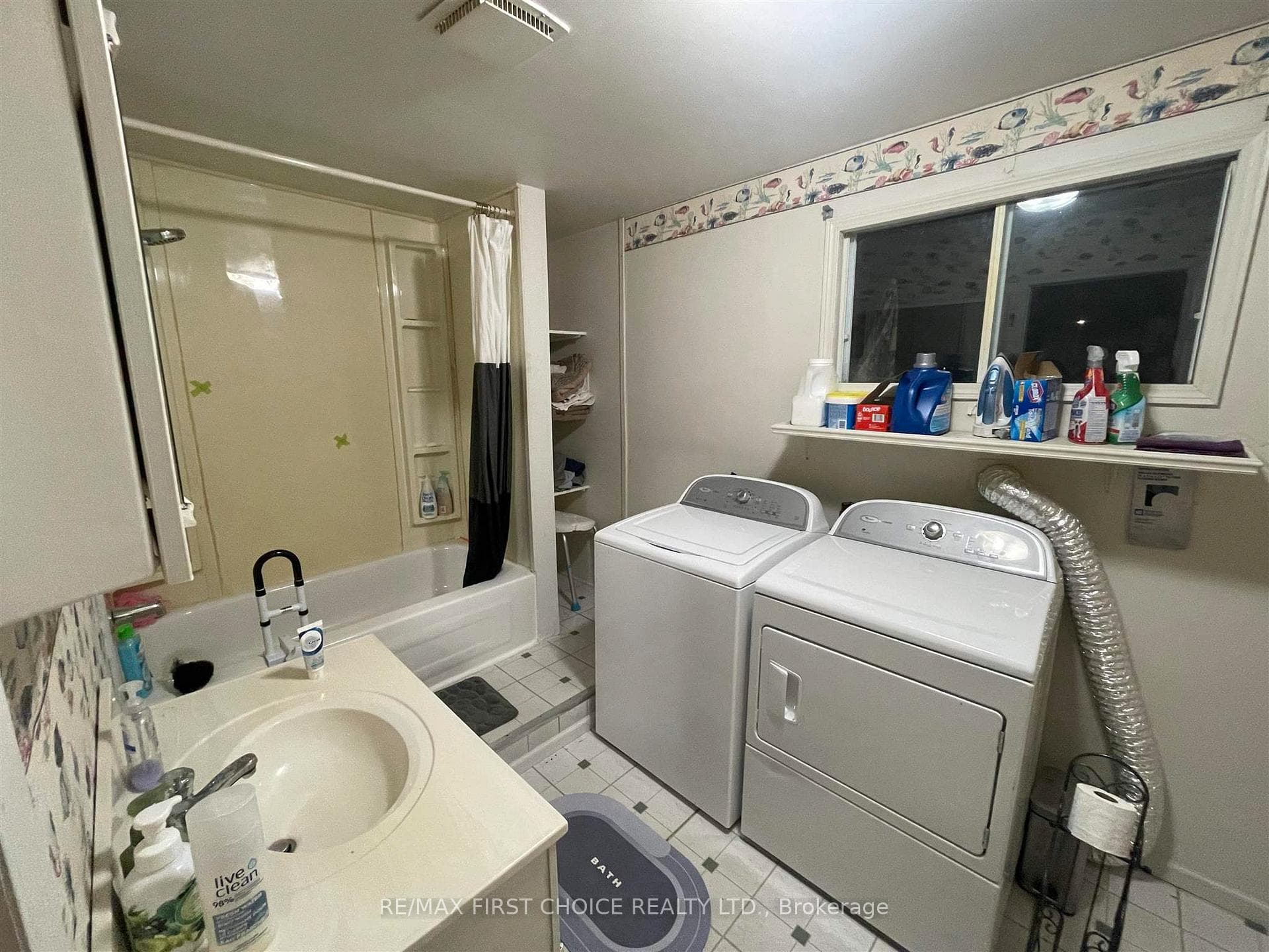141 St. Charles Street photo 10