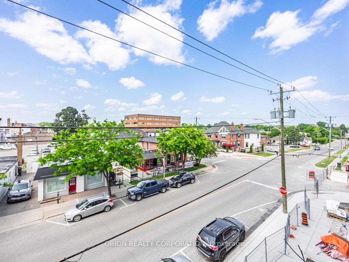 201 Brock Street Unit 212 photo 27