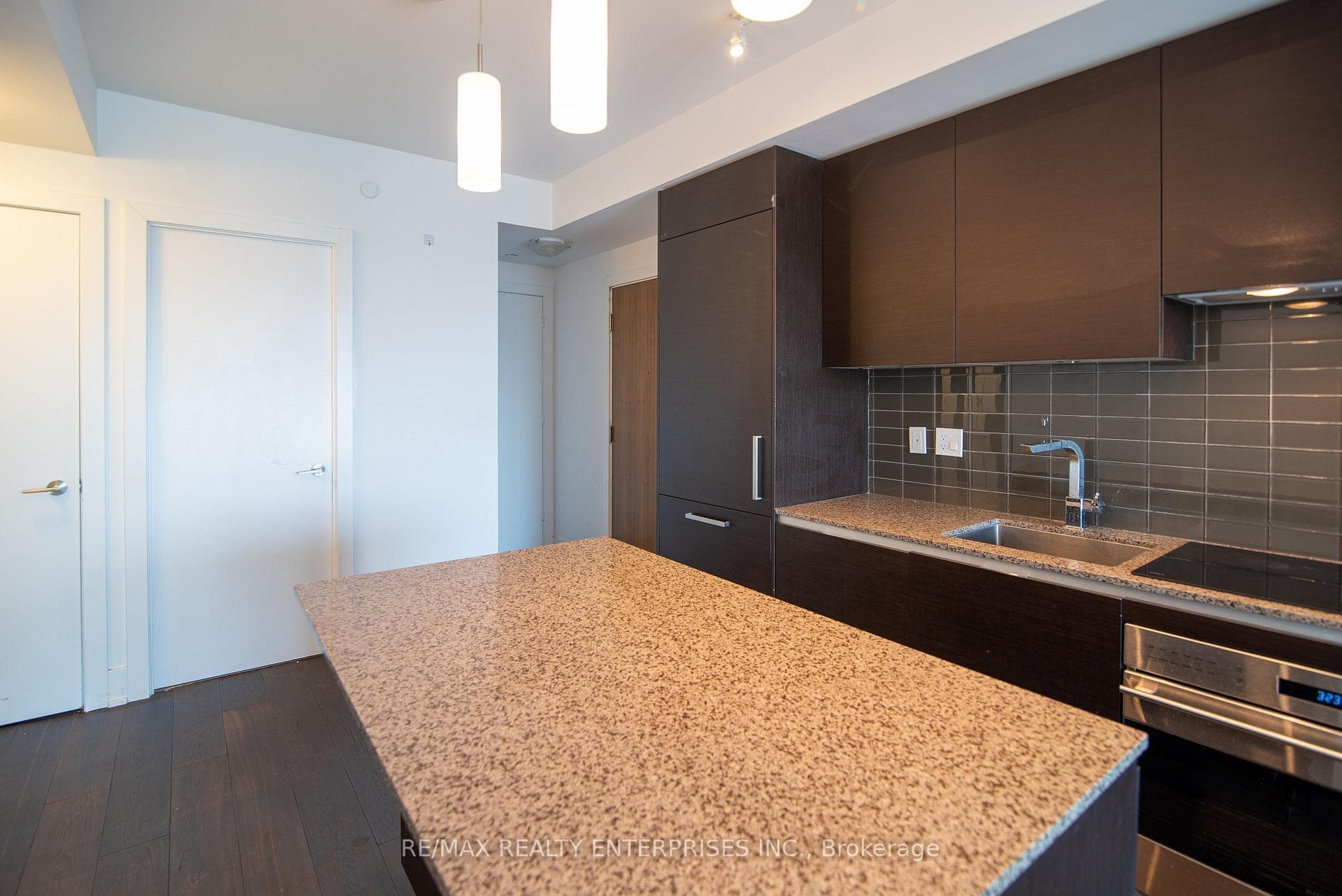 200 Bloor Street Unit 2505 photo 15