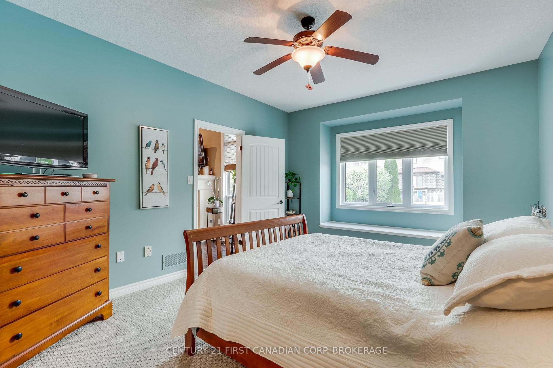 76 Sloan Drive photo 14