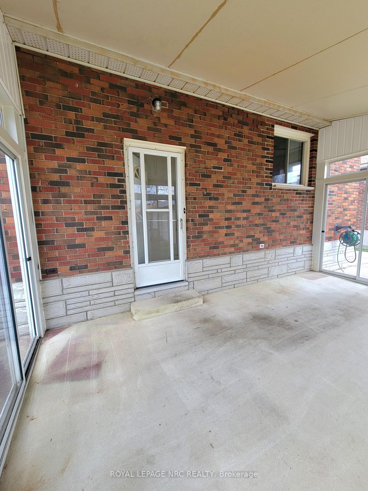 Separate entrance to basement/in-law potential