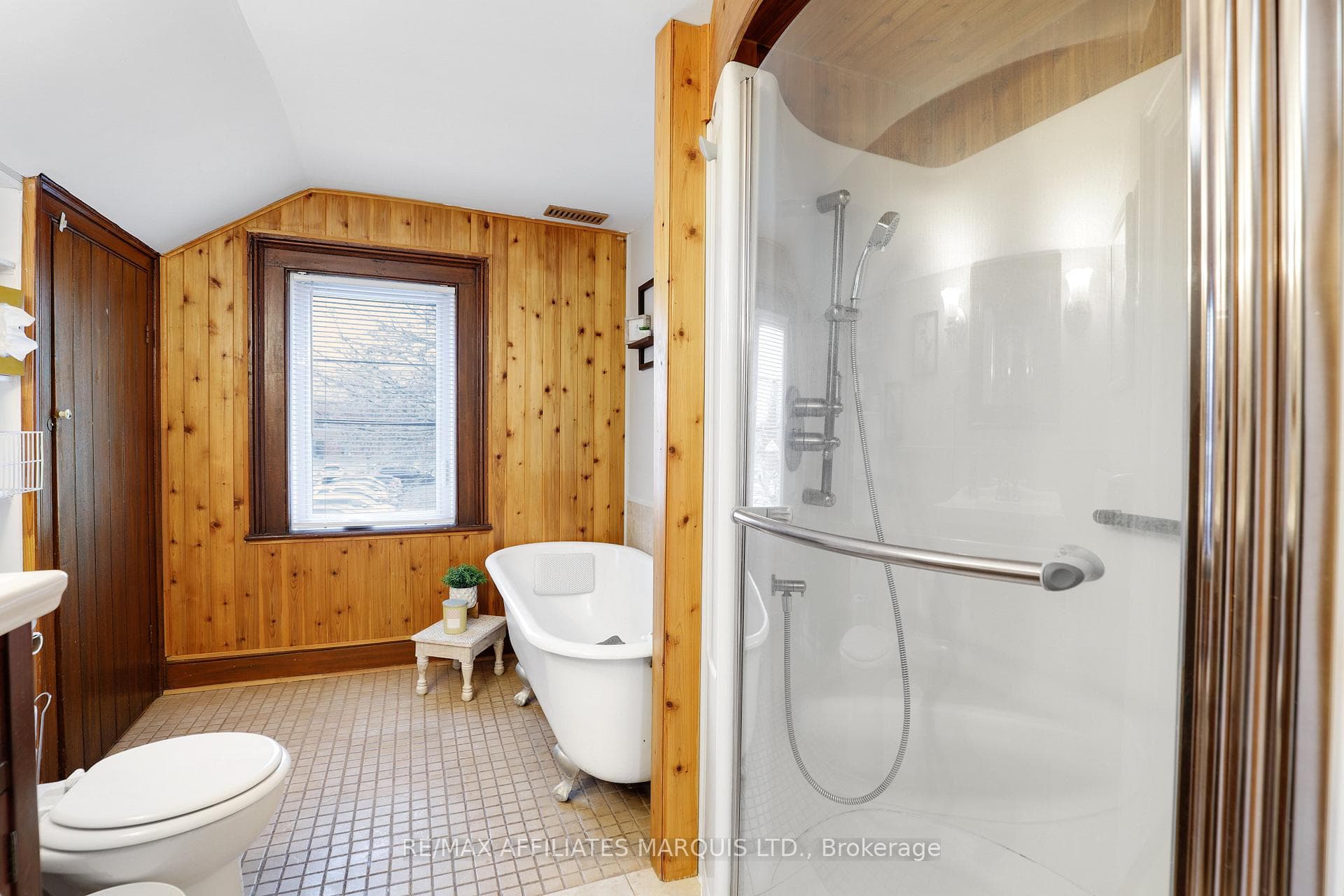 135 Third Street photo 25