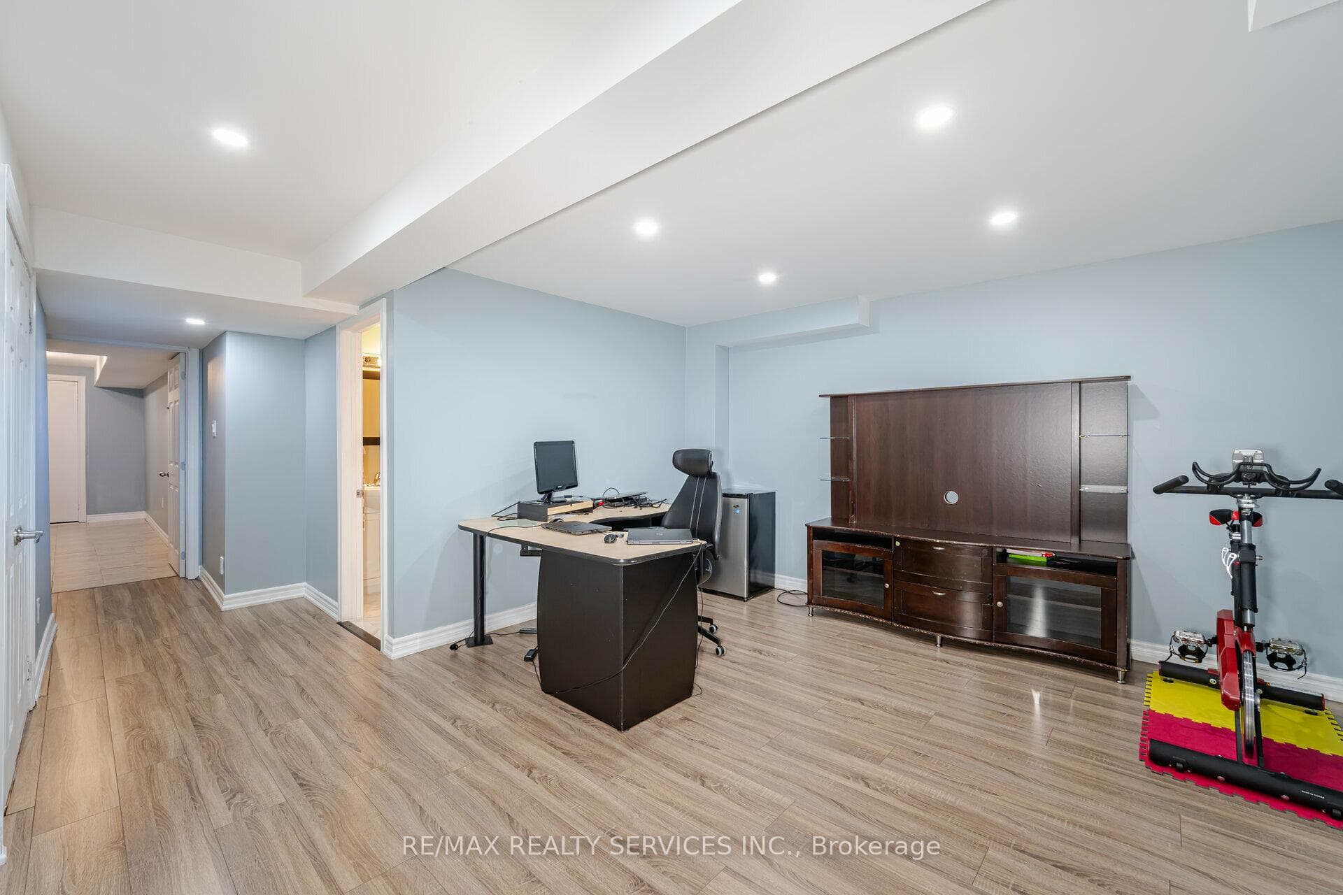 28 Benadir Avenue photo 28