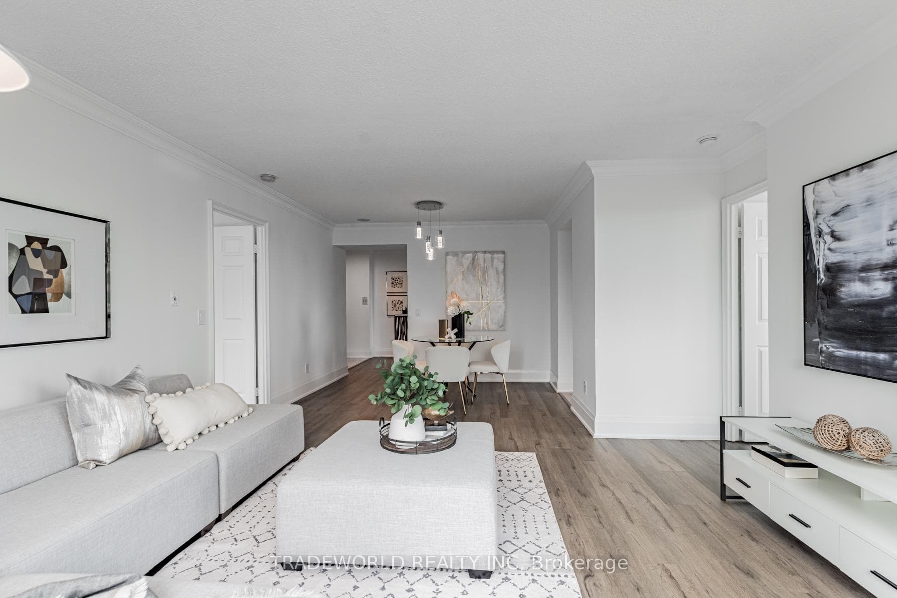 18 Parkview Avenue Unit 1506 photo 9