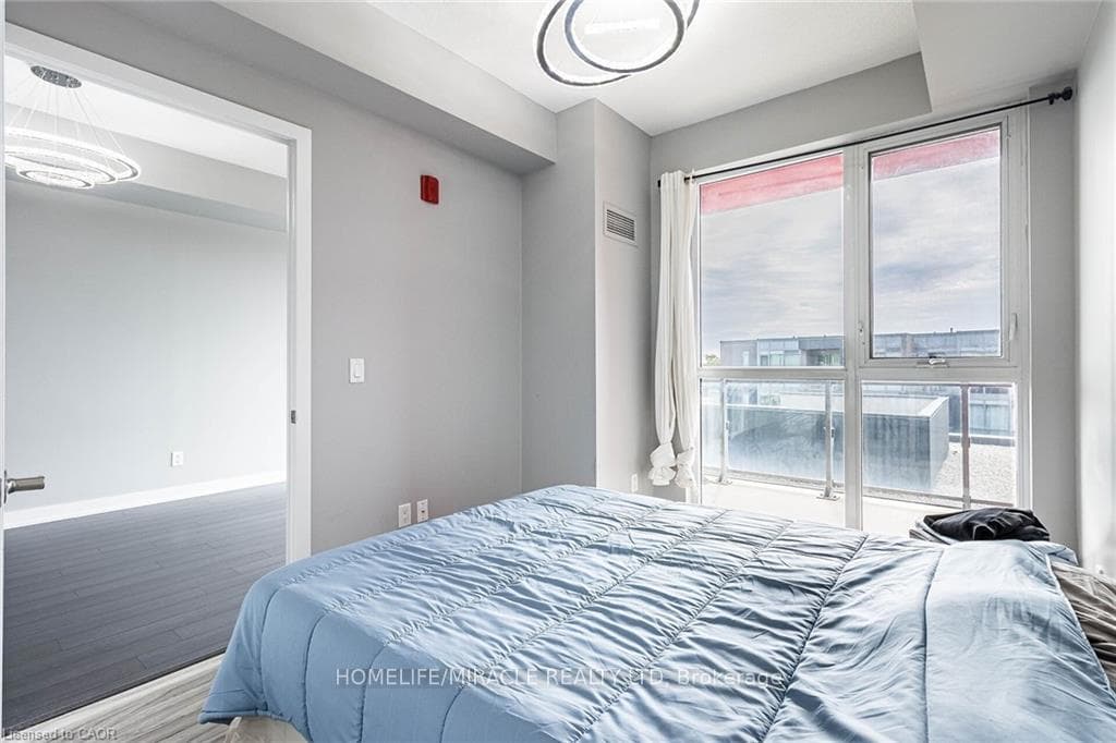 5240 Dundas Street Unit B414 photo 19