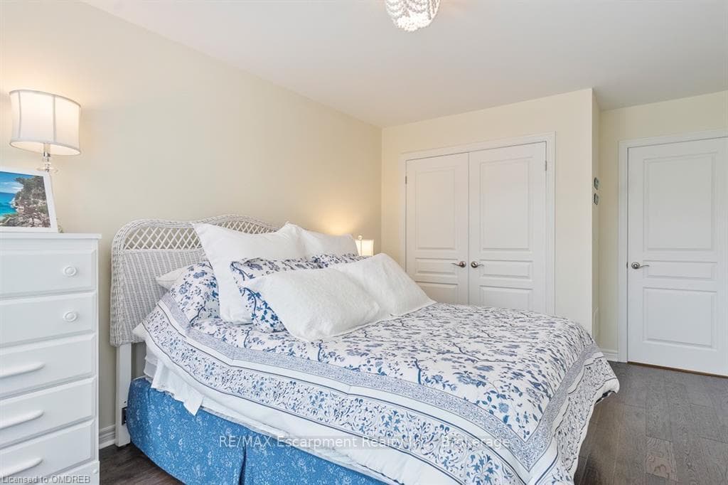 2484 THORNFIELD N/A photo 27