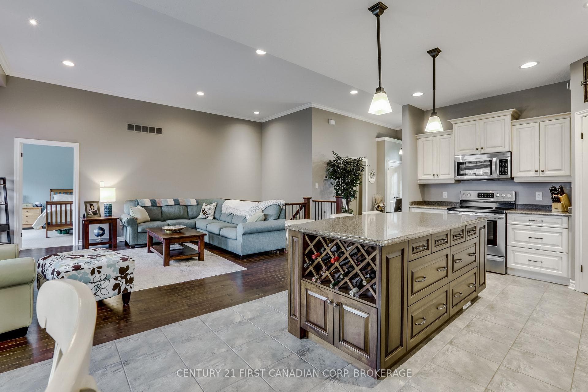 76 Sloan Drive photo 9
