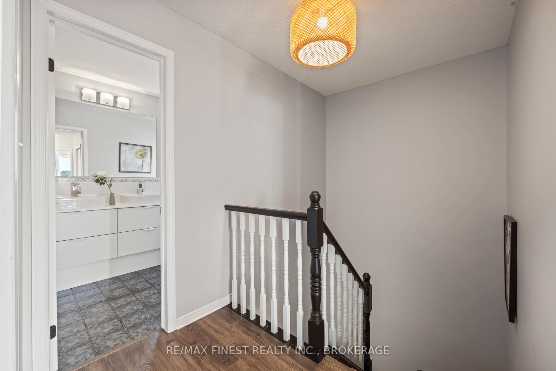 1256 Brackenwood Crescent photo 21