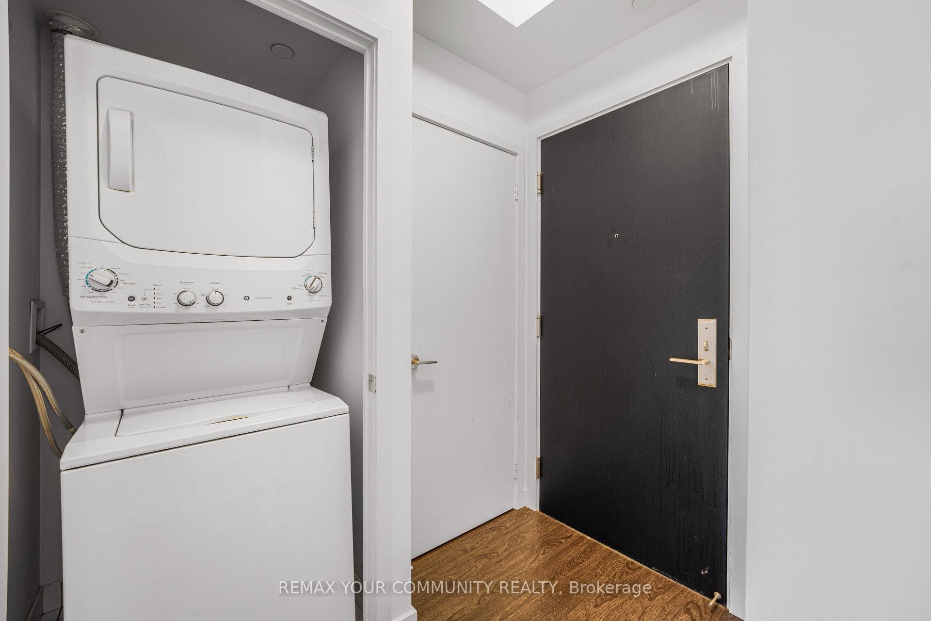 8 Eglinton Avenue Unit 1108 photo 20
