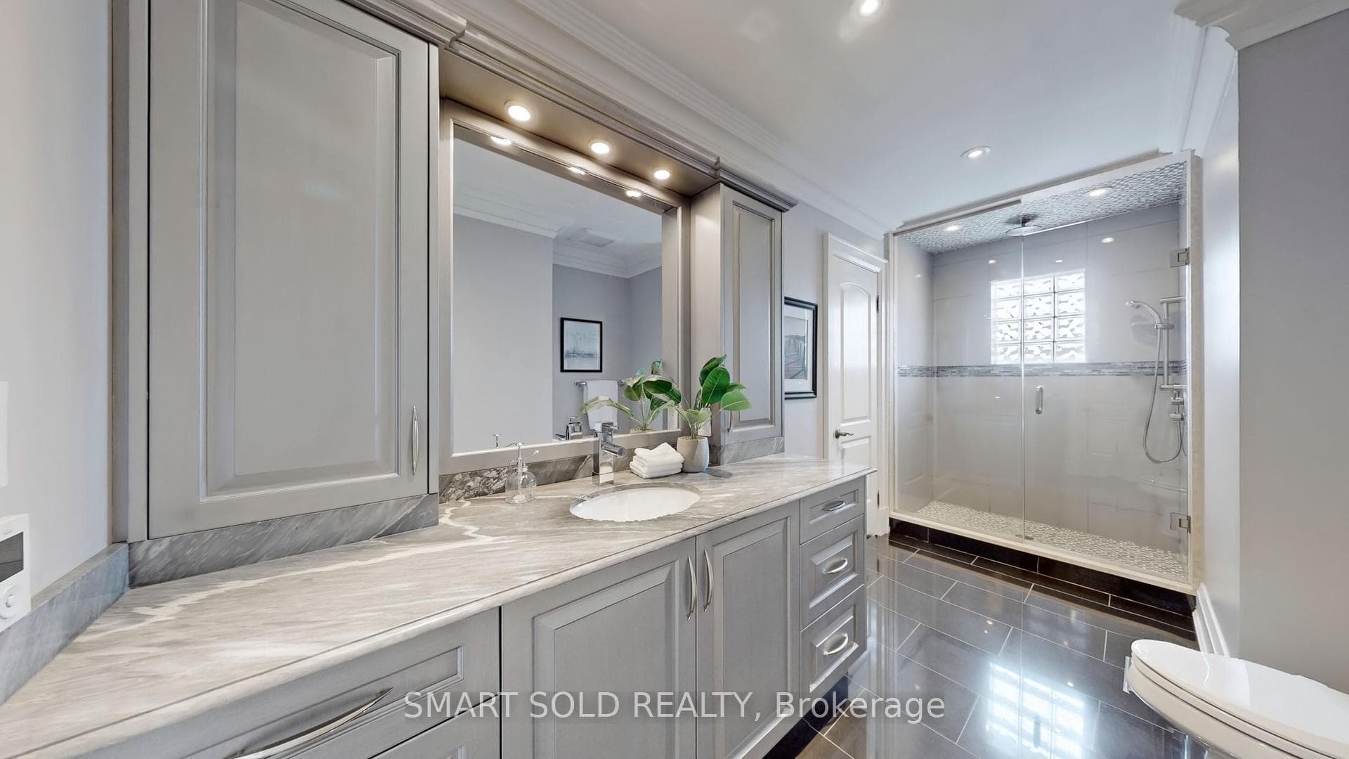 282 Melrose Street photo 29