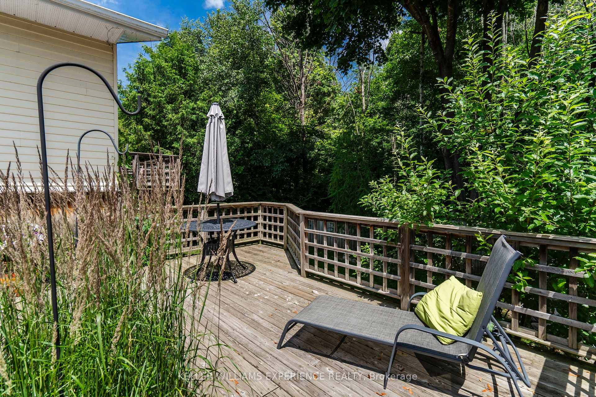 800 Birchwood Drive photo 34