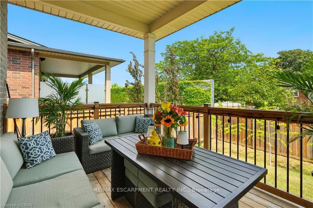 103 Lampman Drive photo 47