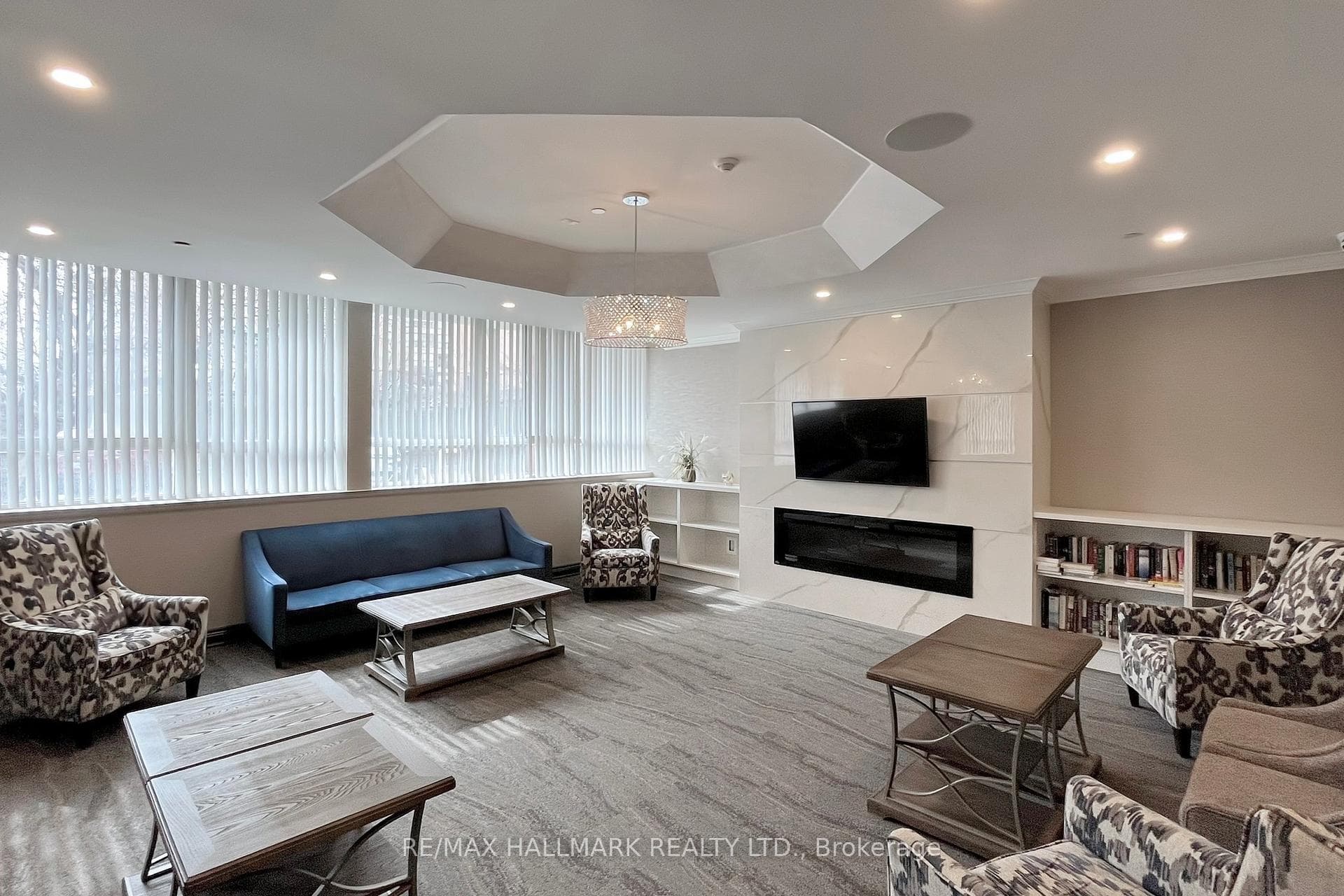270 Davis Drive Unit 904 photo 27