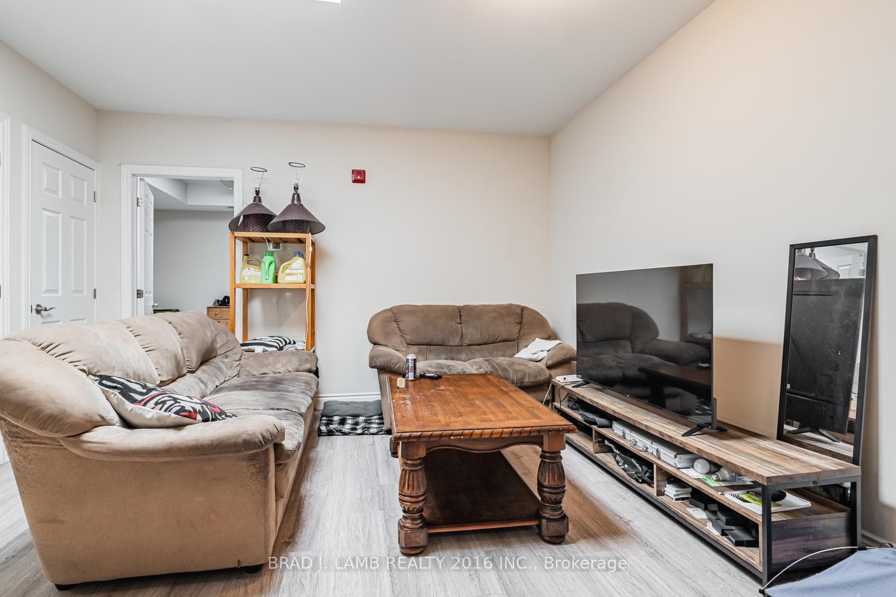 2904A Danforth Avenue Unit 3 photo 3