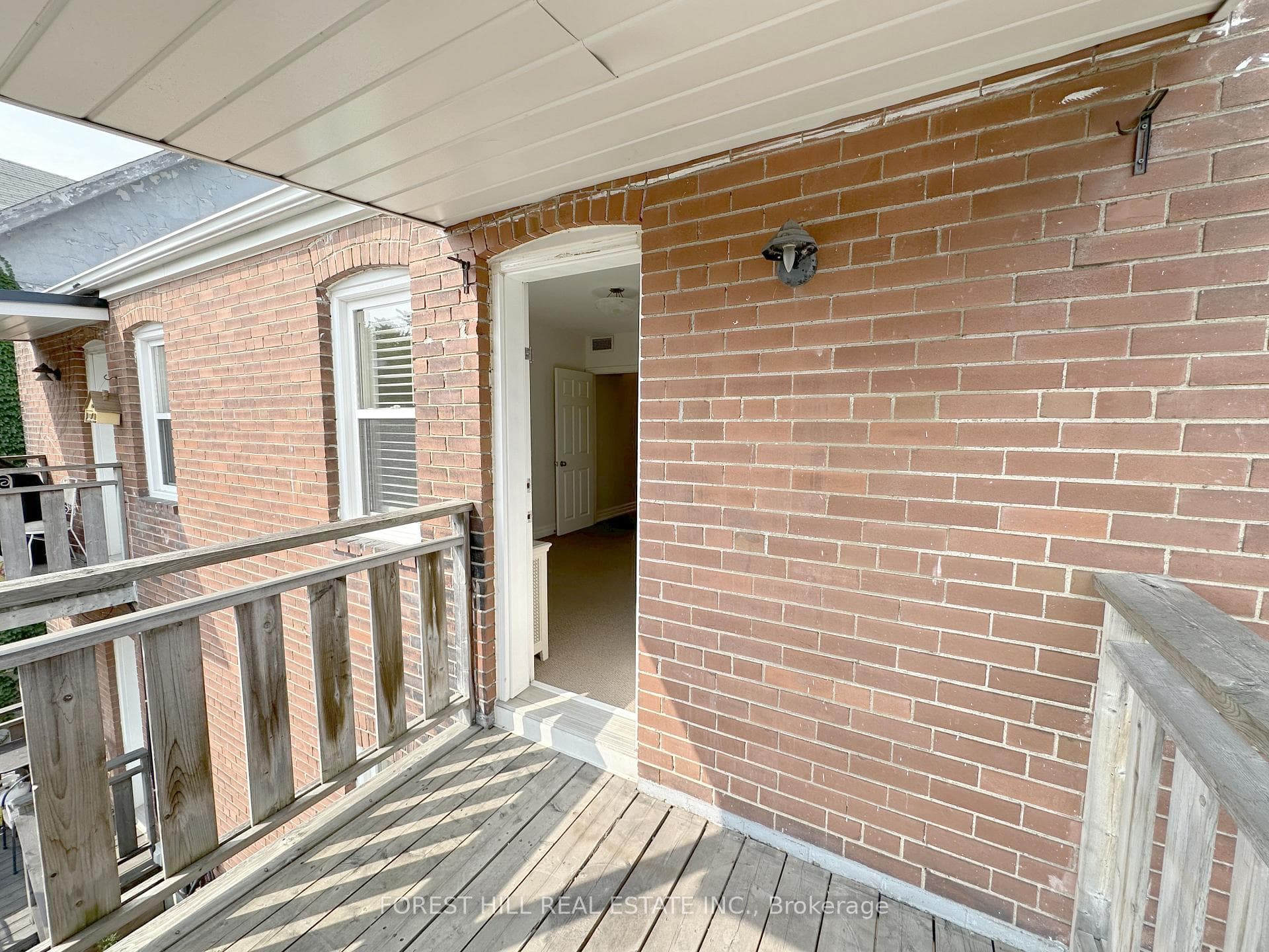 1003 Avenue Road Unit 2 (Upper) photo 19