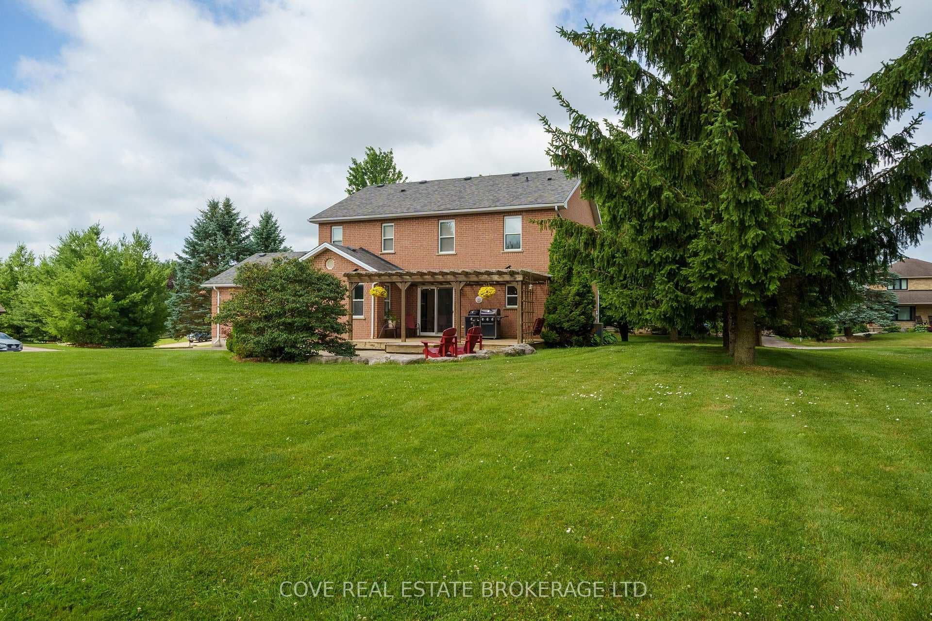 149 Salisbury Drive photo 42