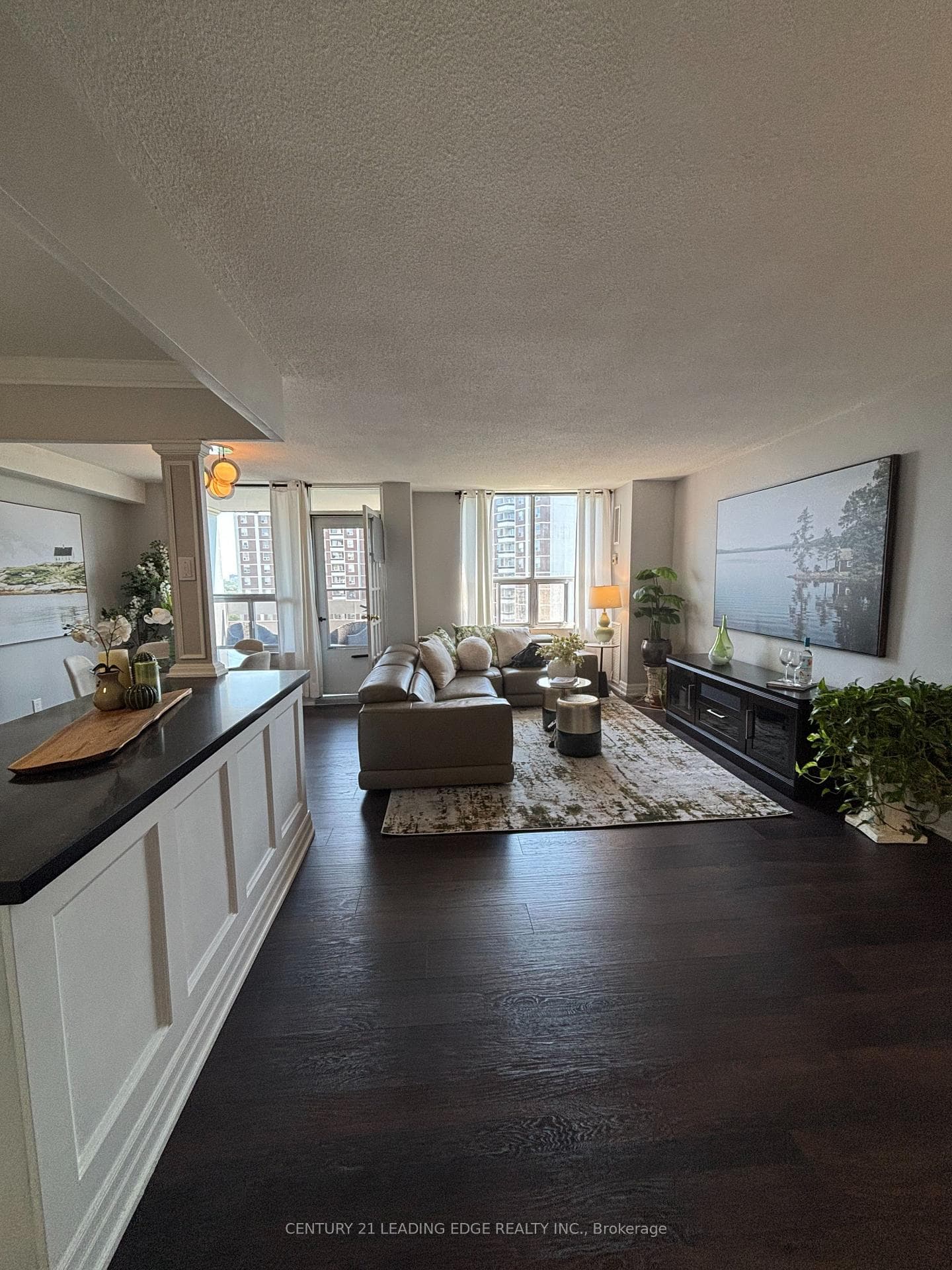 10 Edgecliff Golfway Unit 1704 photo 13