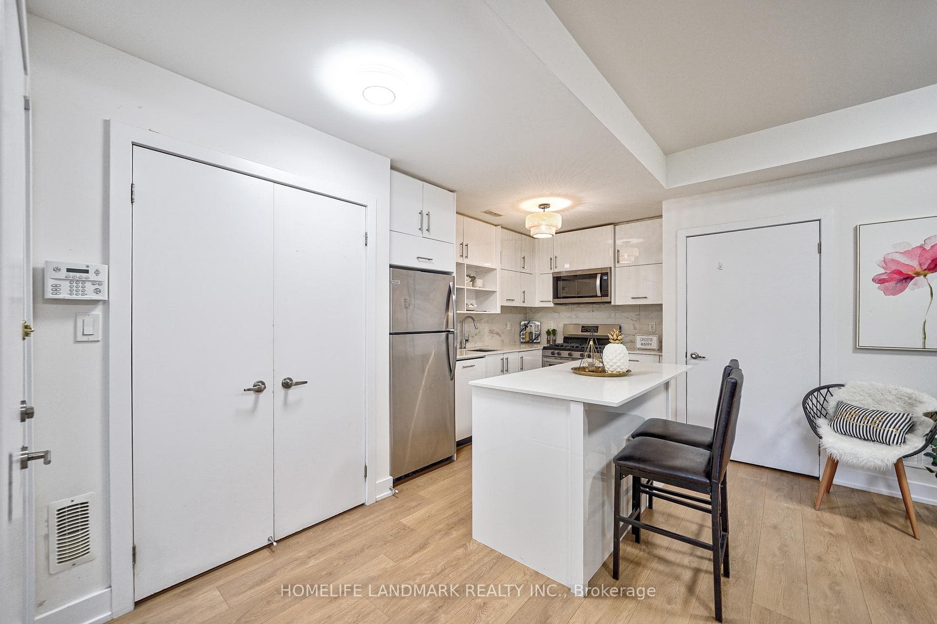 128 Fairview Mall Drive Unit 107 photo 4