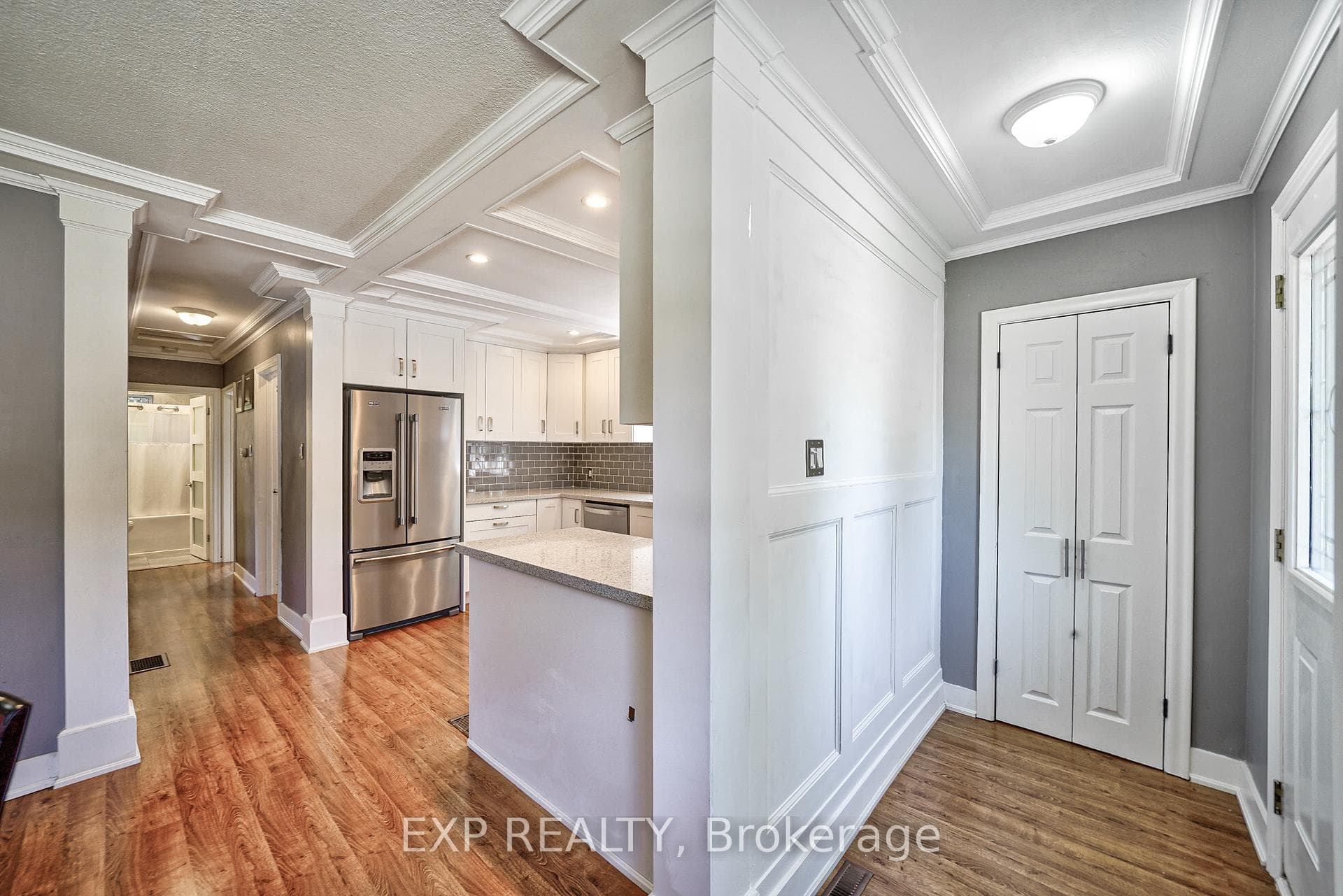 313 Baldwin Street photo 5