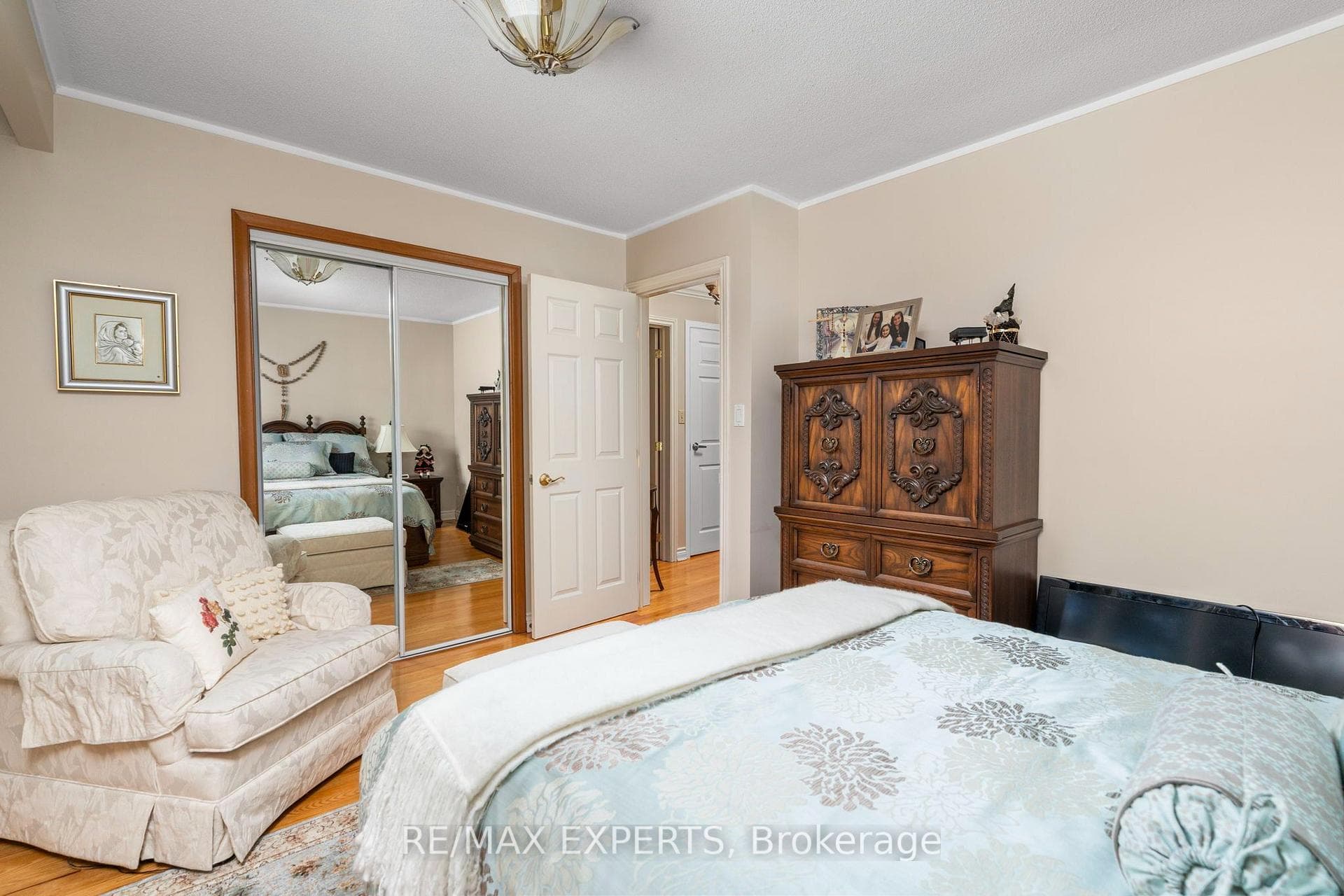 12792 Humber Station Road photo 32